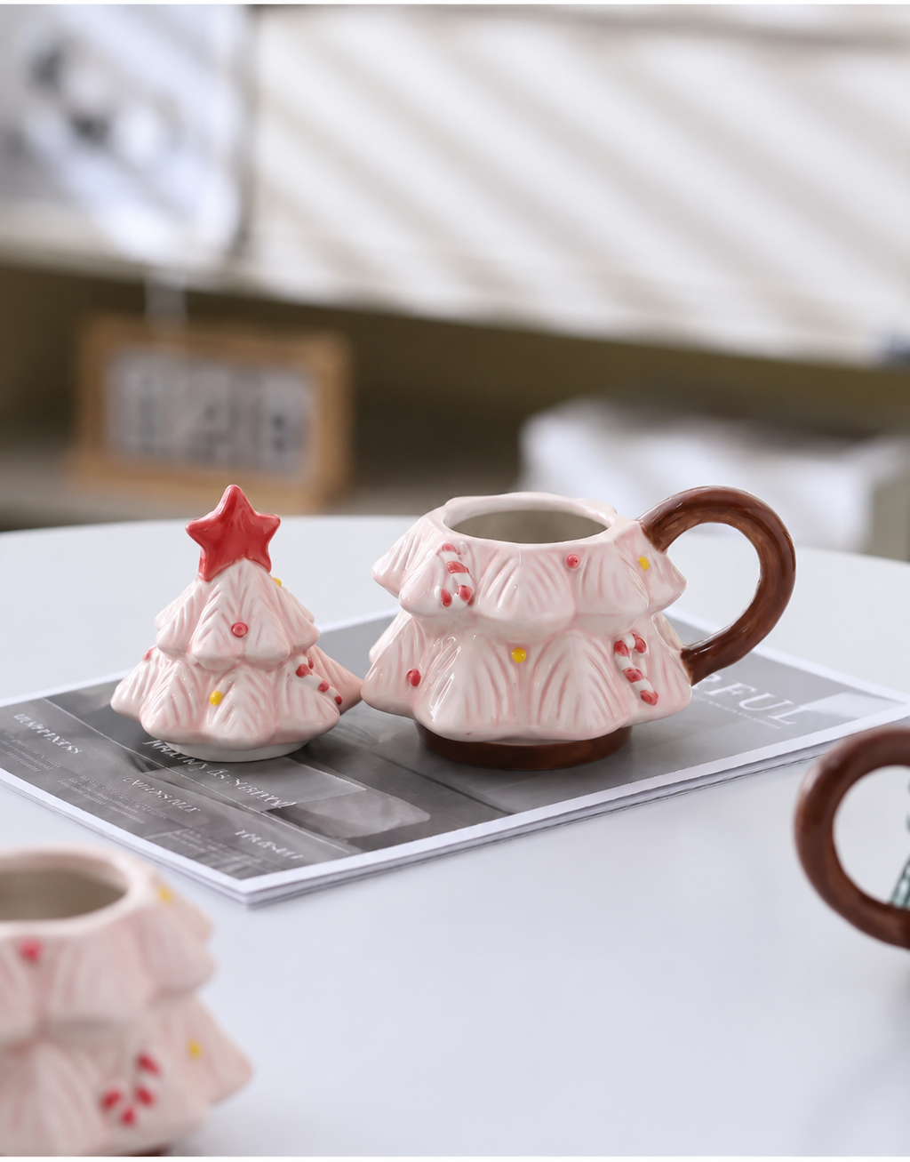 Ceramic Christmas Tree Mug With Lid 