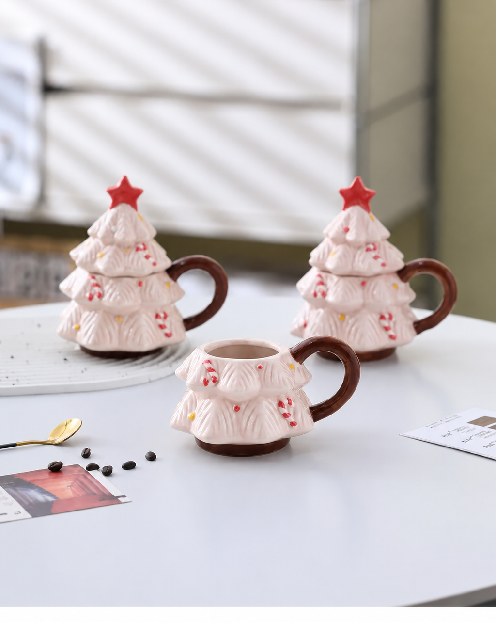 Ceramic Christmas Tree Mug With Lid 