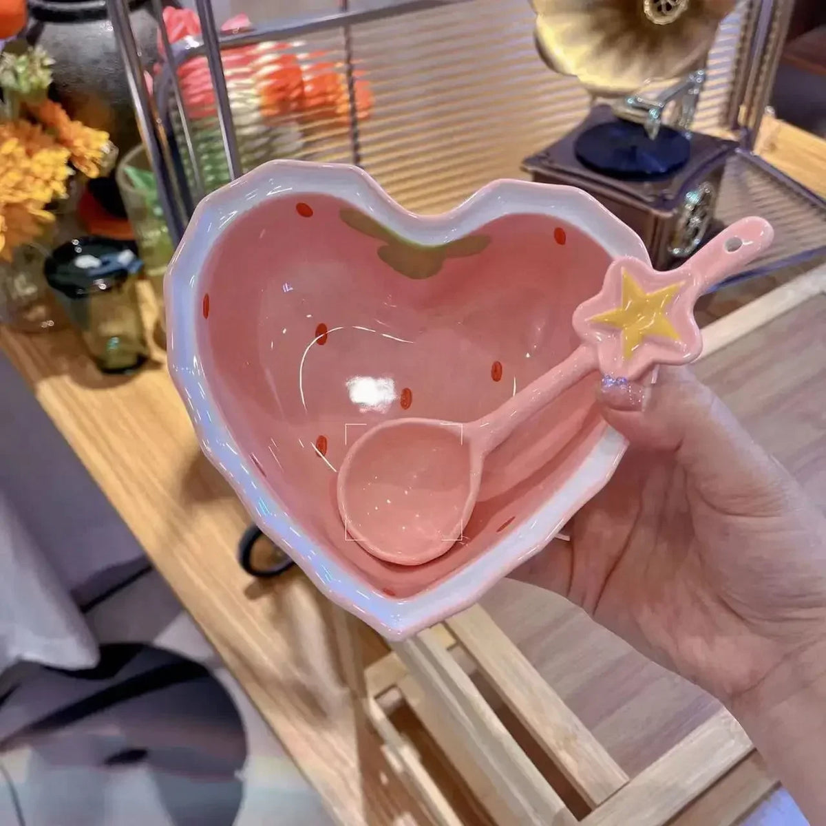 Strawberry Ceramic Ramen Bowl With Strawberry Or Star Spoon